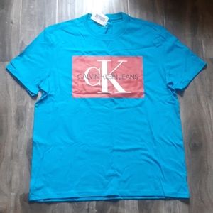 Calvin Klein tshirt